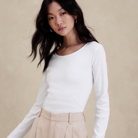 New! BANANA REPUBLIC Refined Scoop-Neck T-Shirt in Crisp White, Size Large - Picture 2 of 8